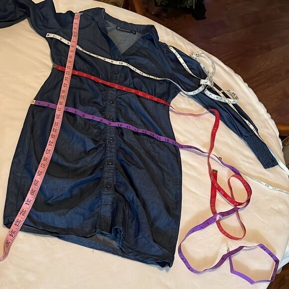 New York & Company Dress Sz Small Denim VNeck Long Sleeve Slimming Ruched Button - Picture 13 of 13